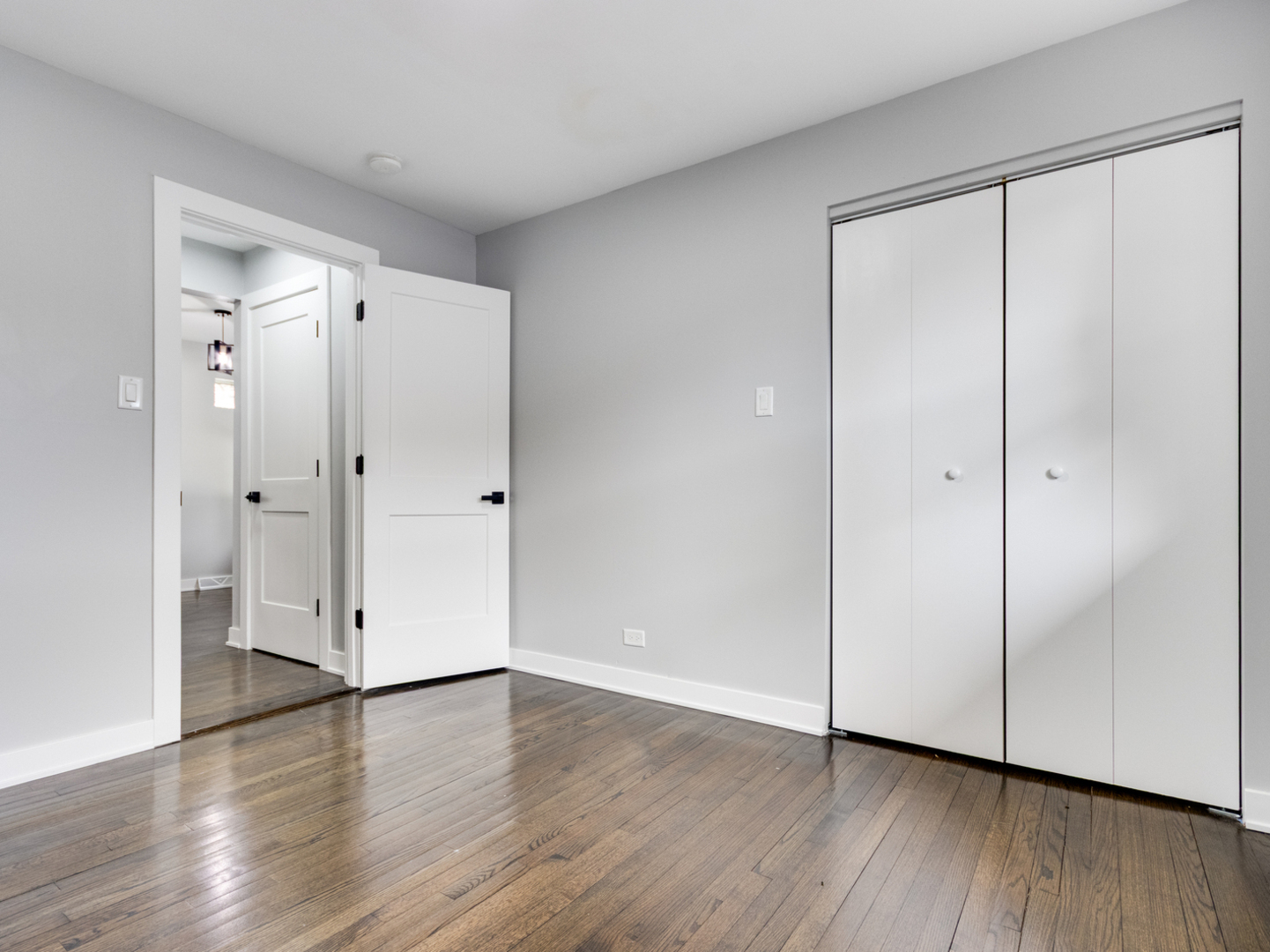 14845 Wentworth Avenue Property Photo 6