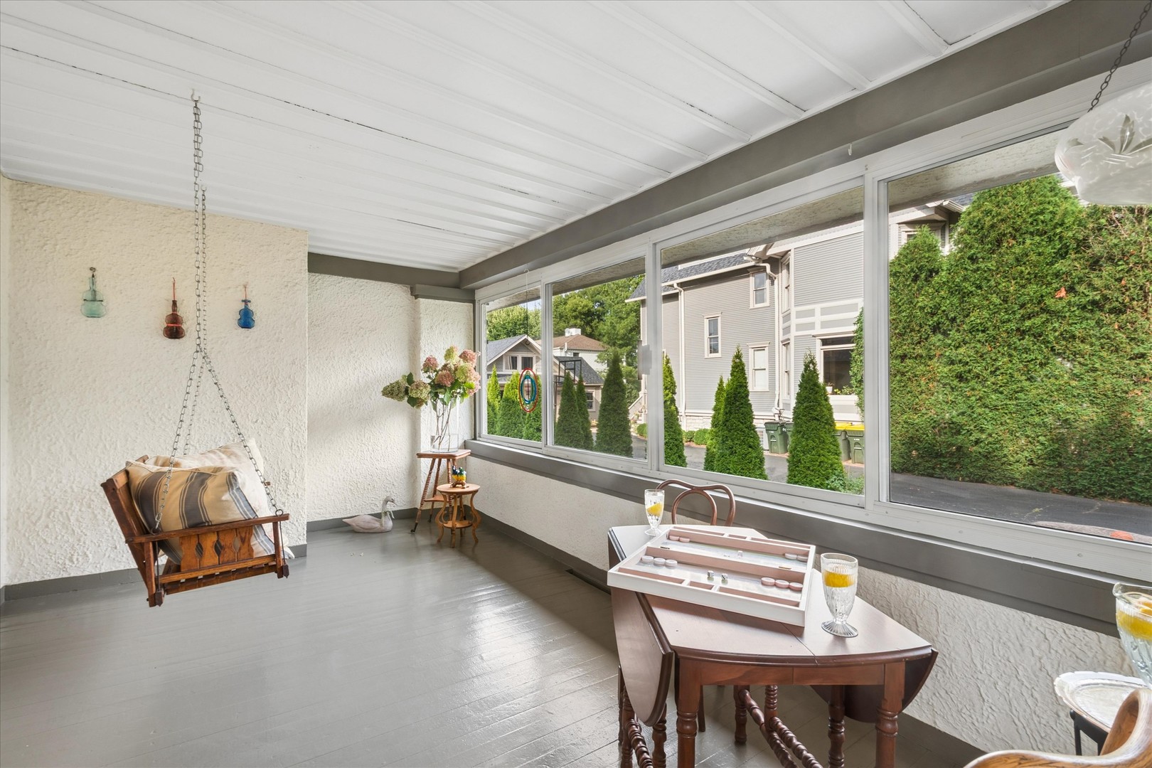 310 N Delaplaine Road Property Photo 15