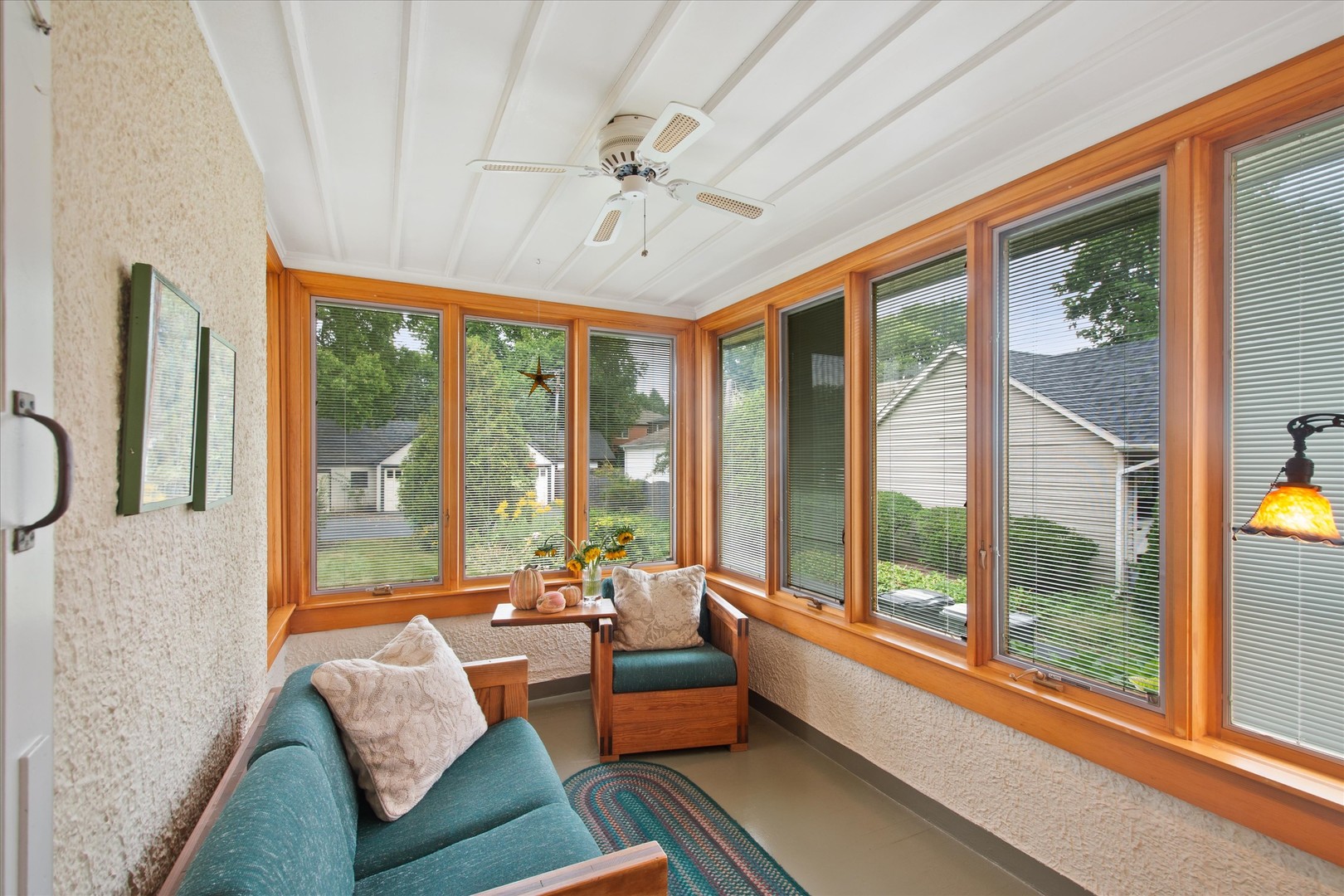 310 N Delaplaine Road Property Photo 16