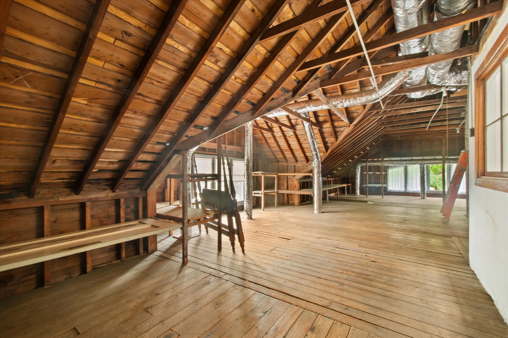310 N Delaplaine Road Property Photo 25