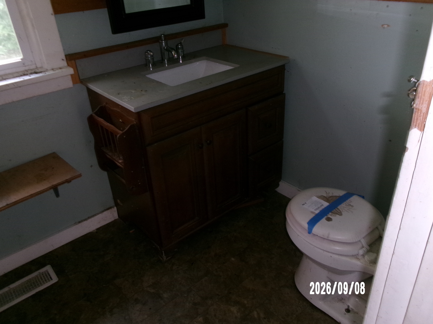 402 W Chestnut Street Property Photo 6