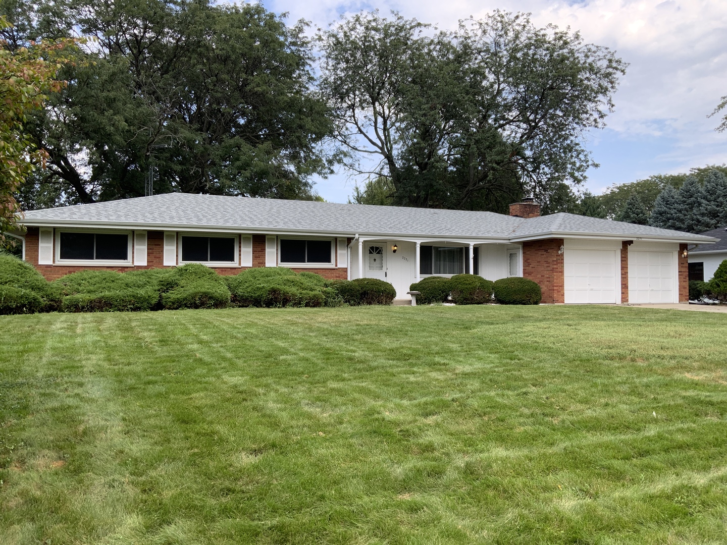 2271 Fitchome Street Property Photo 1