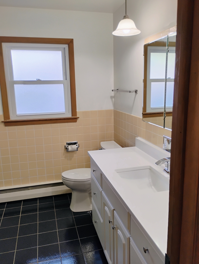 904 S Edward Street Property Photo 11