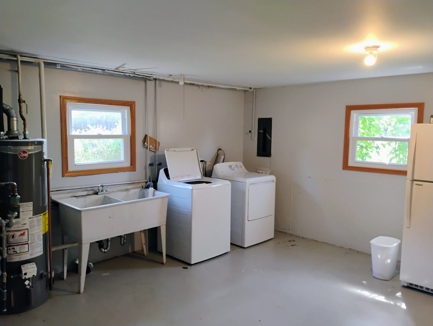 904 S Edward Street Property Photo 23