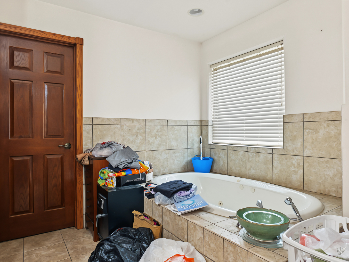 2265 N 3409th Road Property Photo 15