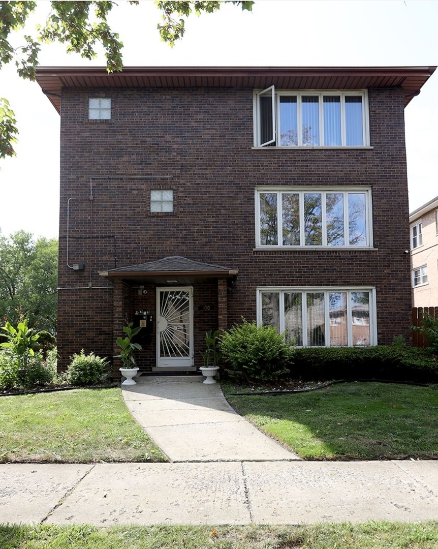 100 Yates Avenue 3S Property Photo 1