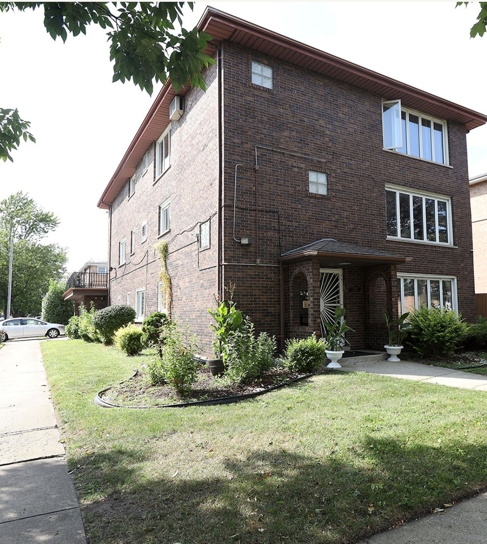 100 Yates Avenue 3s Property Photo 2