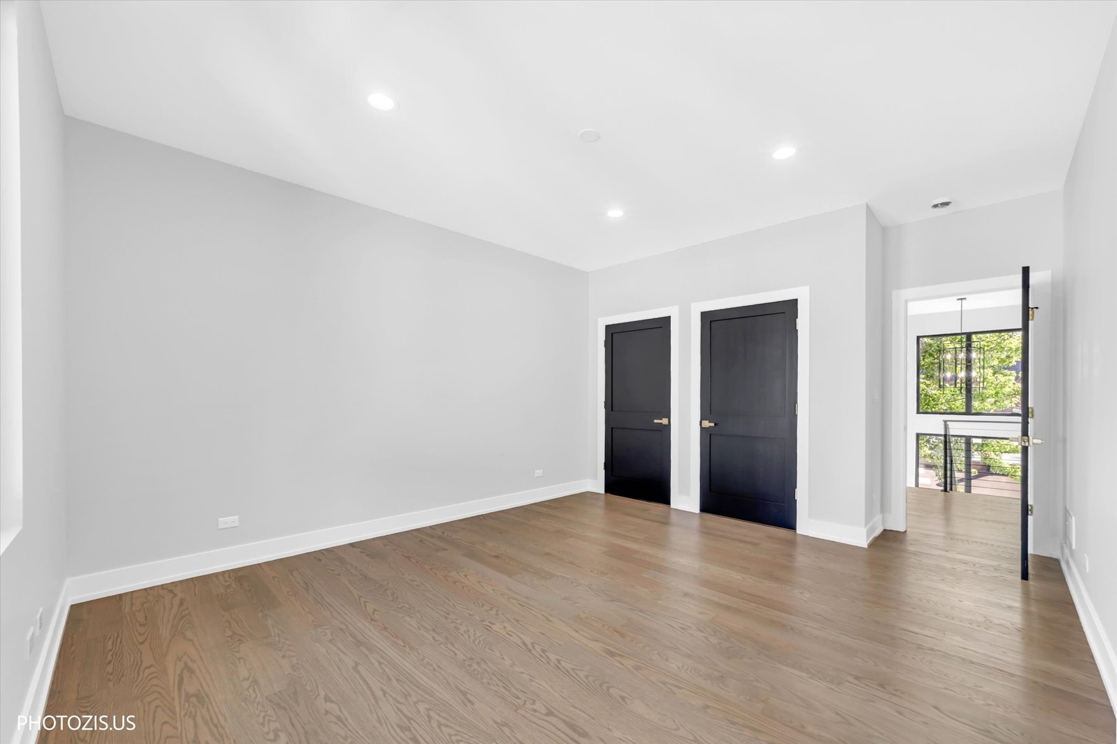 4708 Laurel Avenue Property Photo 50