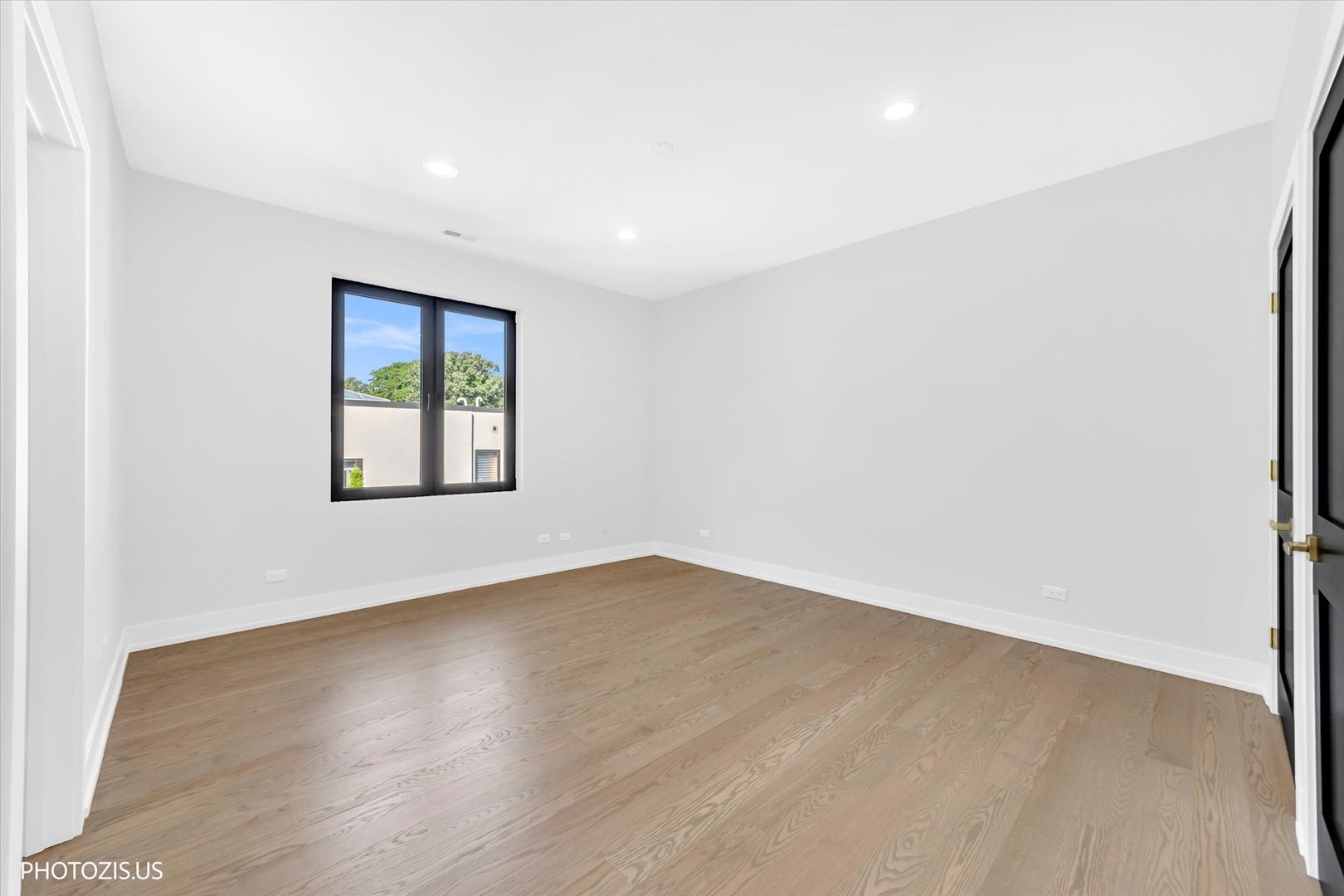 4708 Laurel Avenue Property Photo 53