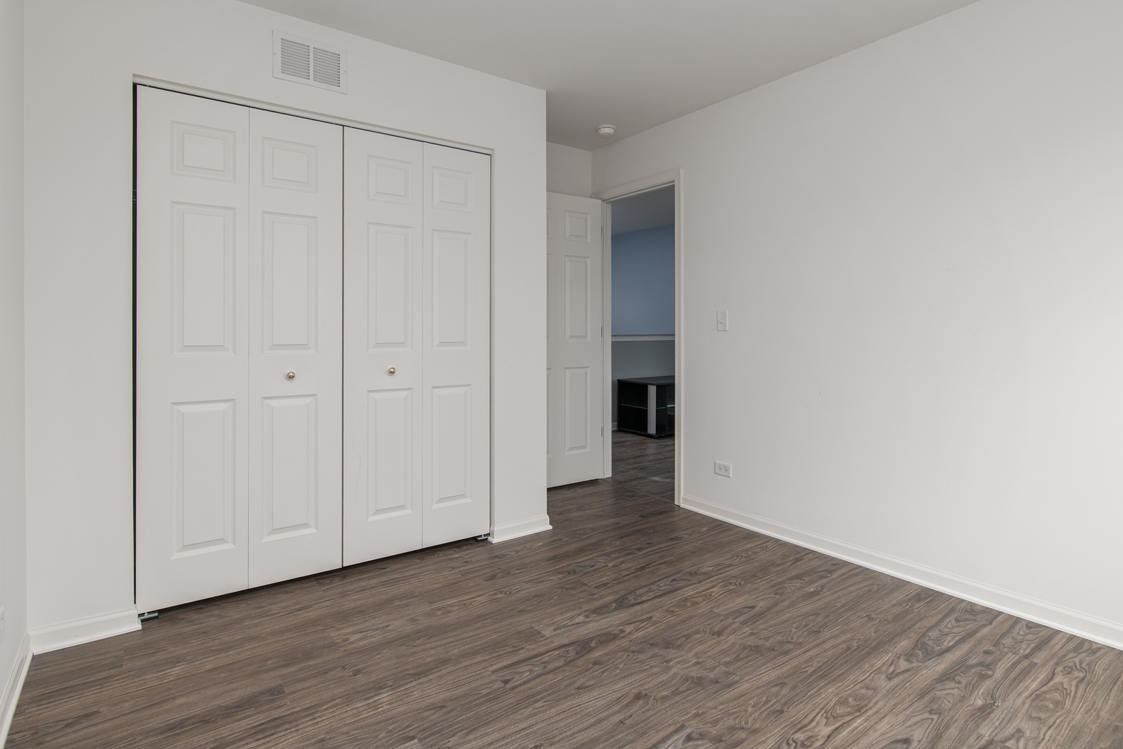 39719 N Warren Lane Property Photo 10