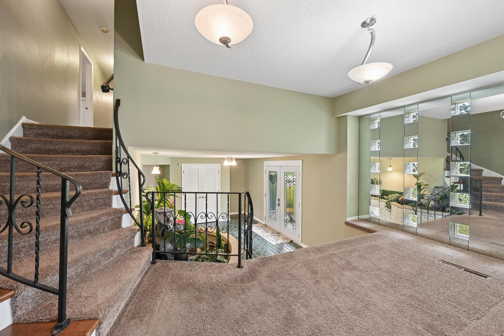 4708 N Burman Drive Property Photo 4