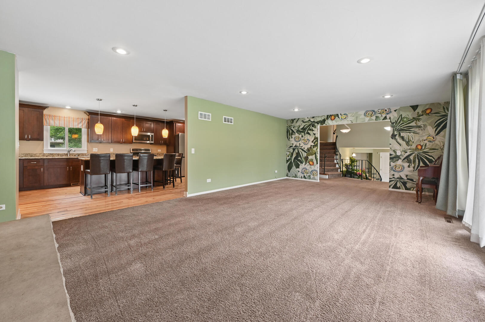 4708 N Burman Drive Property Photo 6