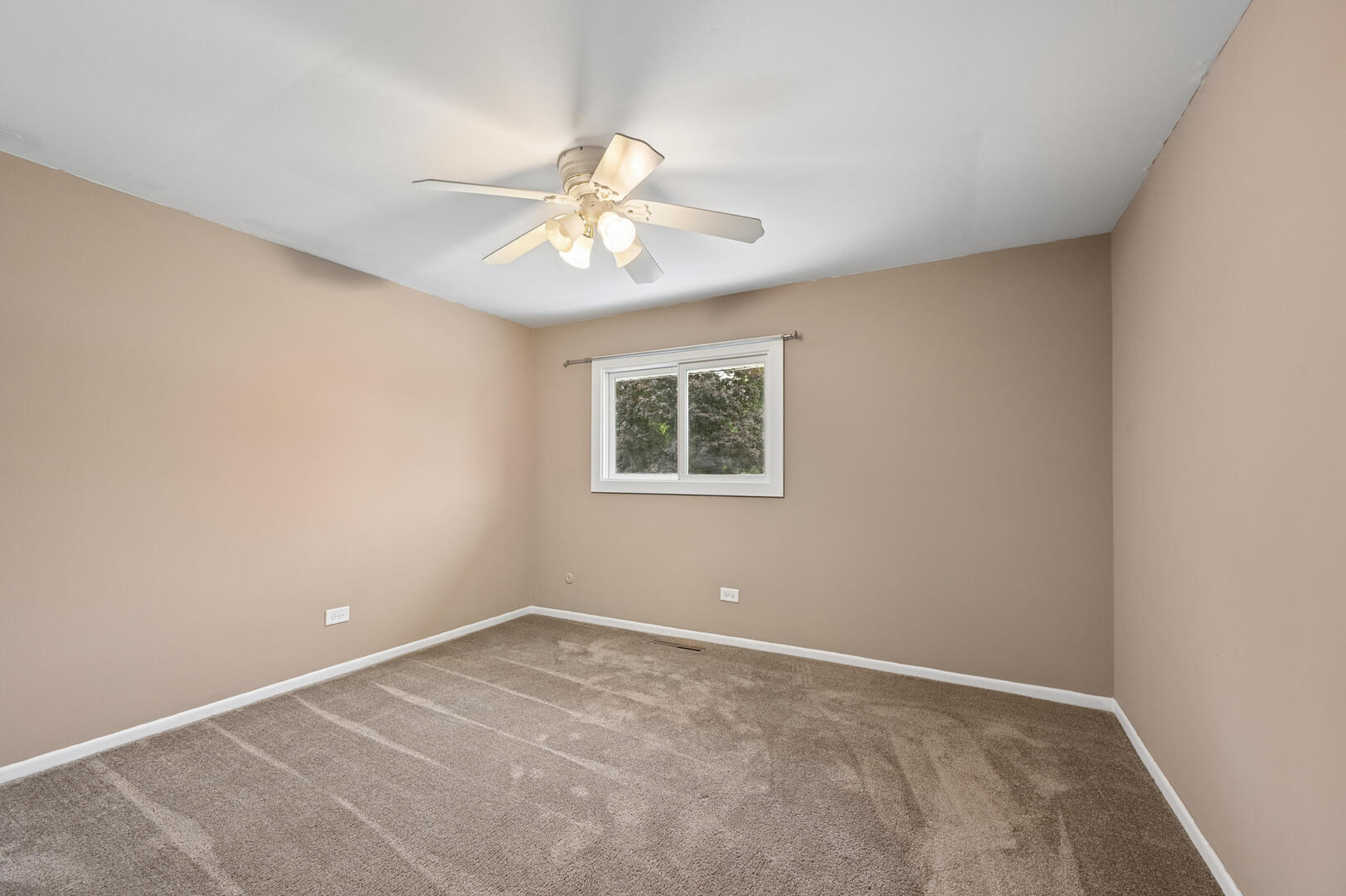 4708 N Burman Drive Property Photo 17