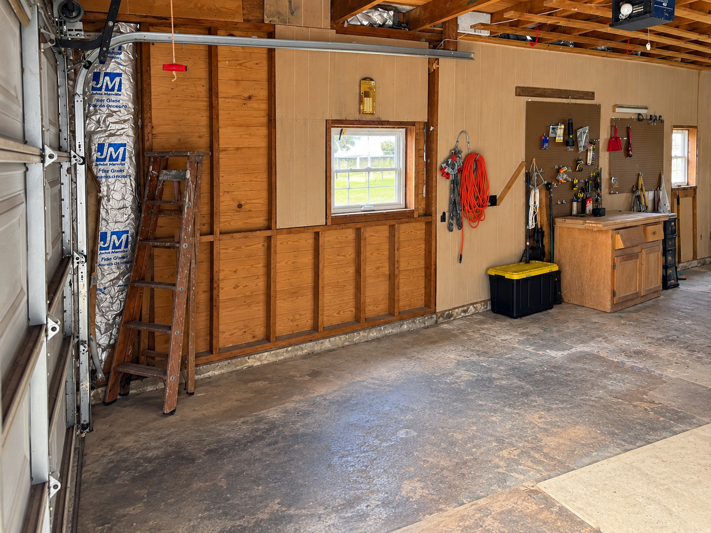 1111 E 7th Street Property Photo 5