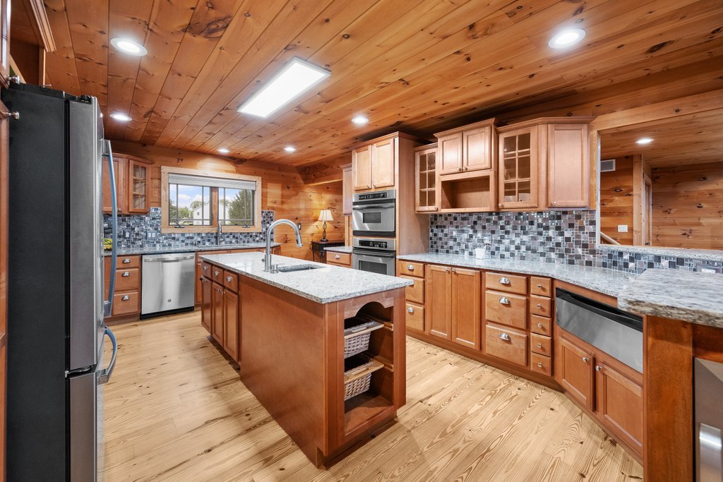 3930 Brandy Lane Property Photo 15