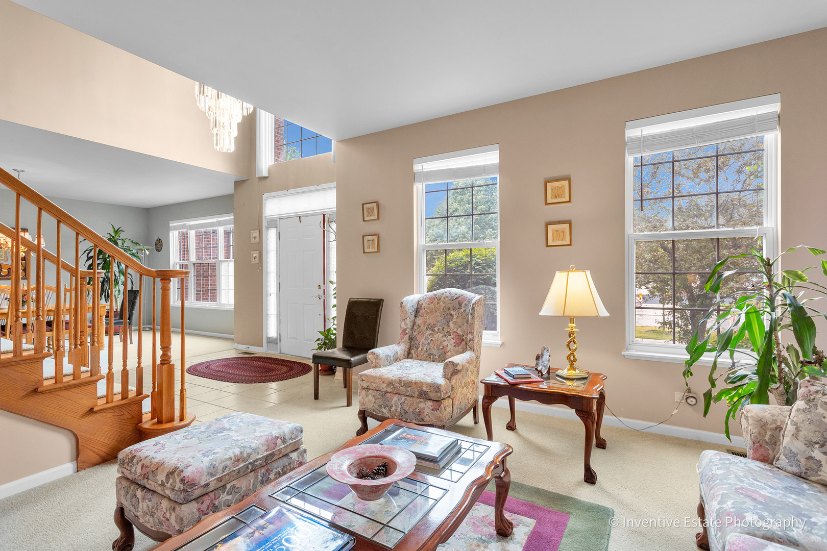 6096 Russell Drive Property Photo 5