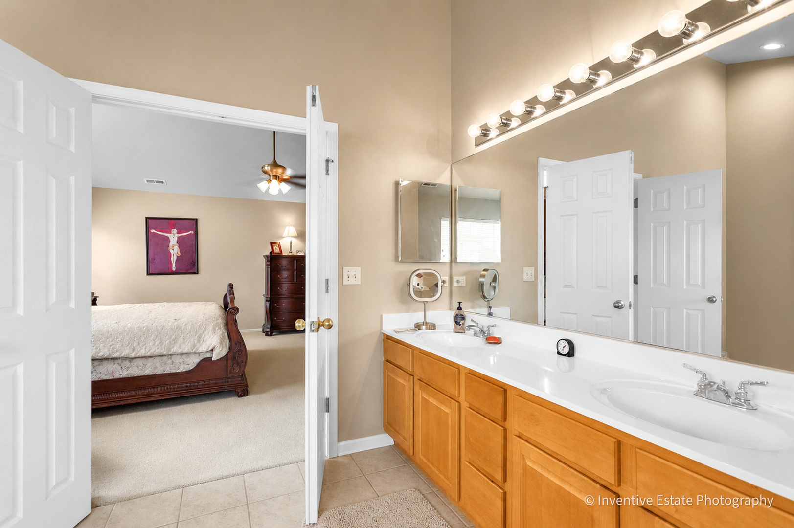 6096 Russell Drive Property Photo 17