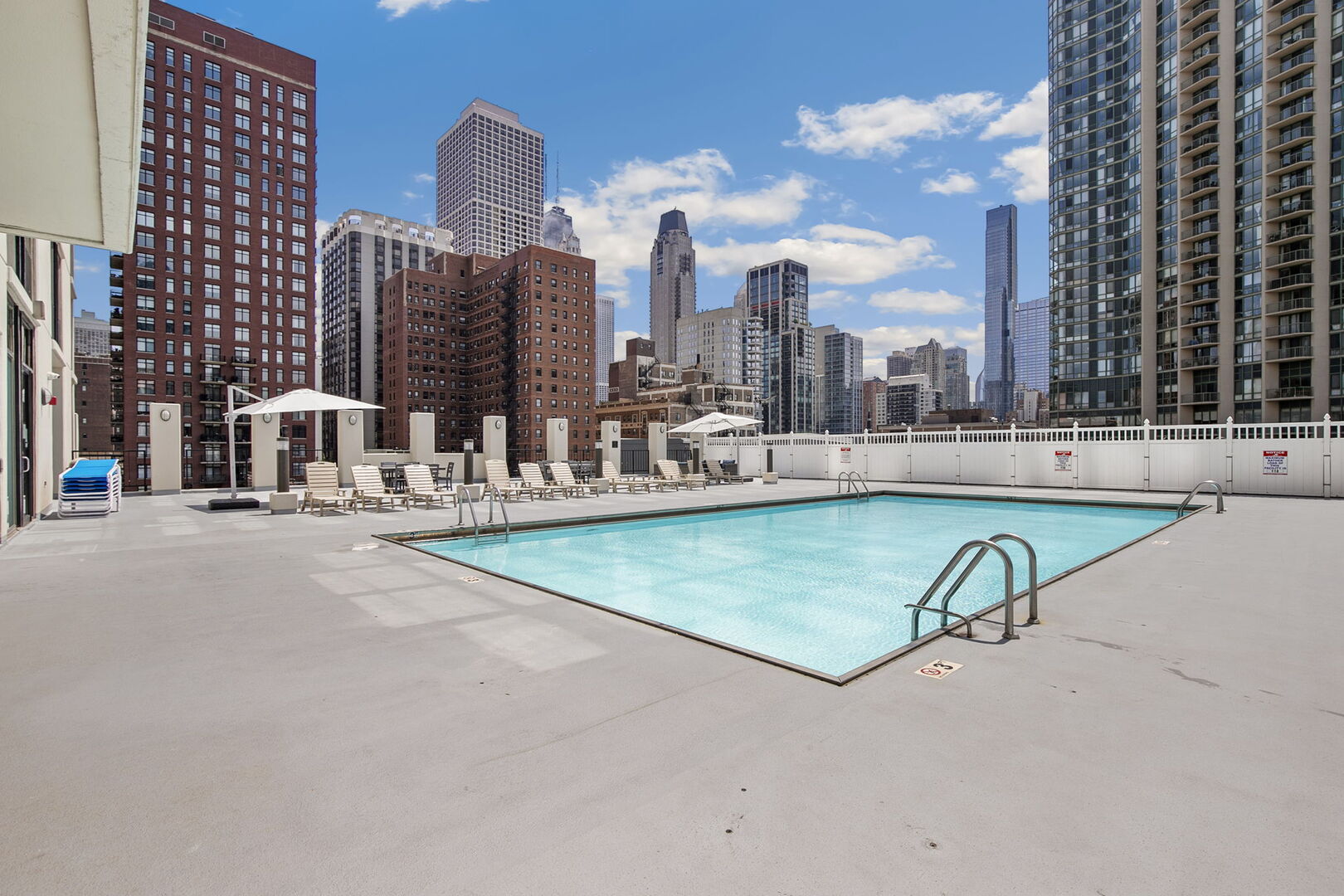 1122 N Clark Street 3104 Property Photo 10