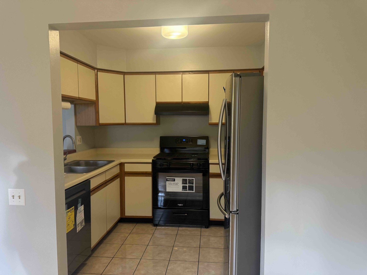 1477 Garnet Circle Property Photo 6