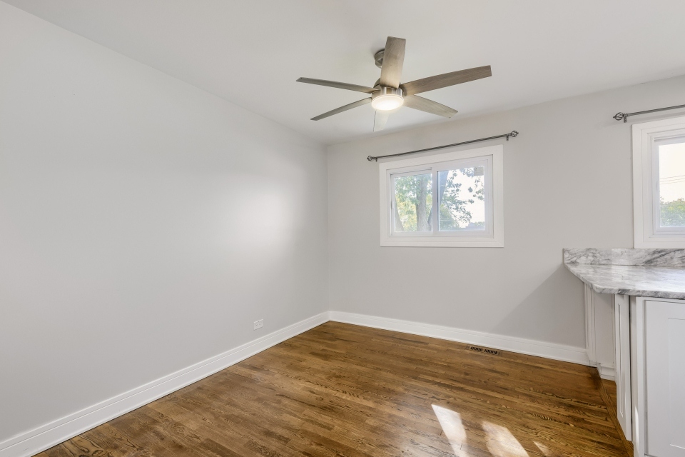 2050 Shepard Road Property Photo 24