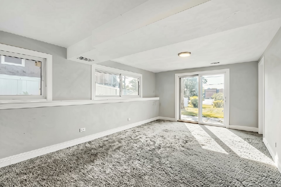 2050 Shepard Road Property Photo 25
