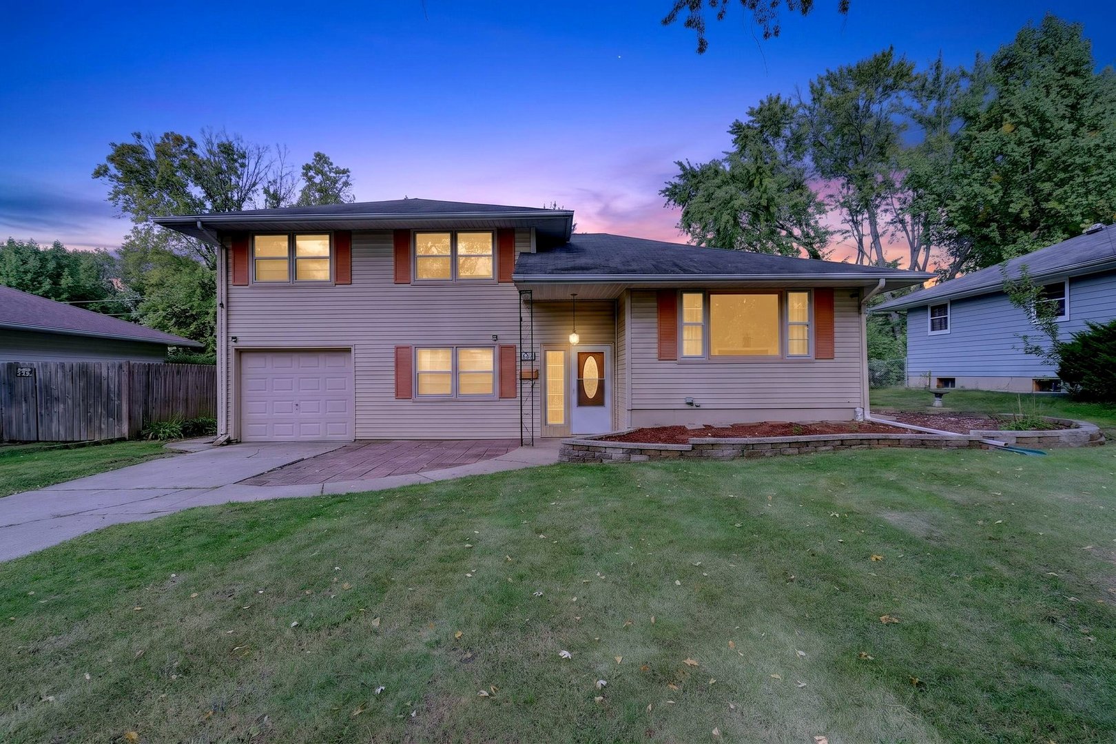 3804 Seward Avenue Property Photo 1