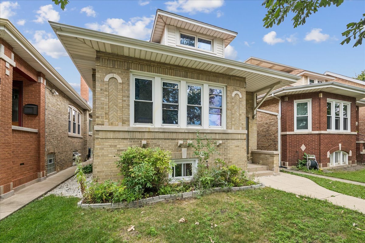 5325 N Linder Avenue Property Photo 1