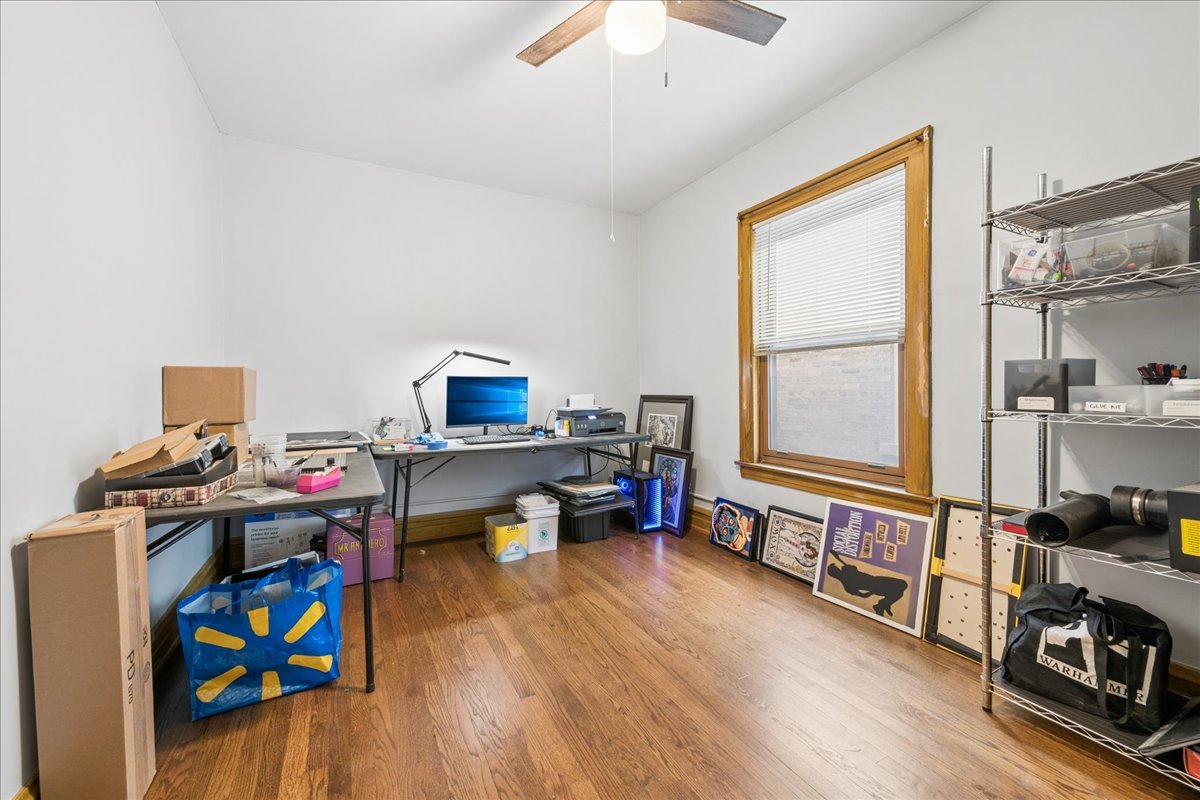5325 N Linder Avenue Property Photo 12