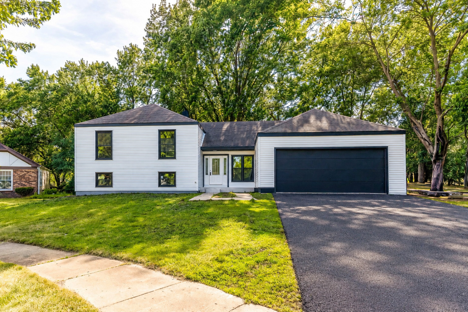1482 Pebblestone Cove Property Photo 1