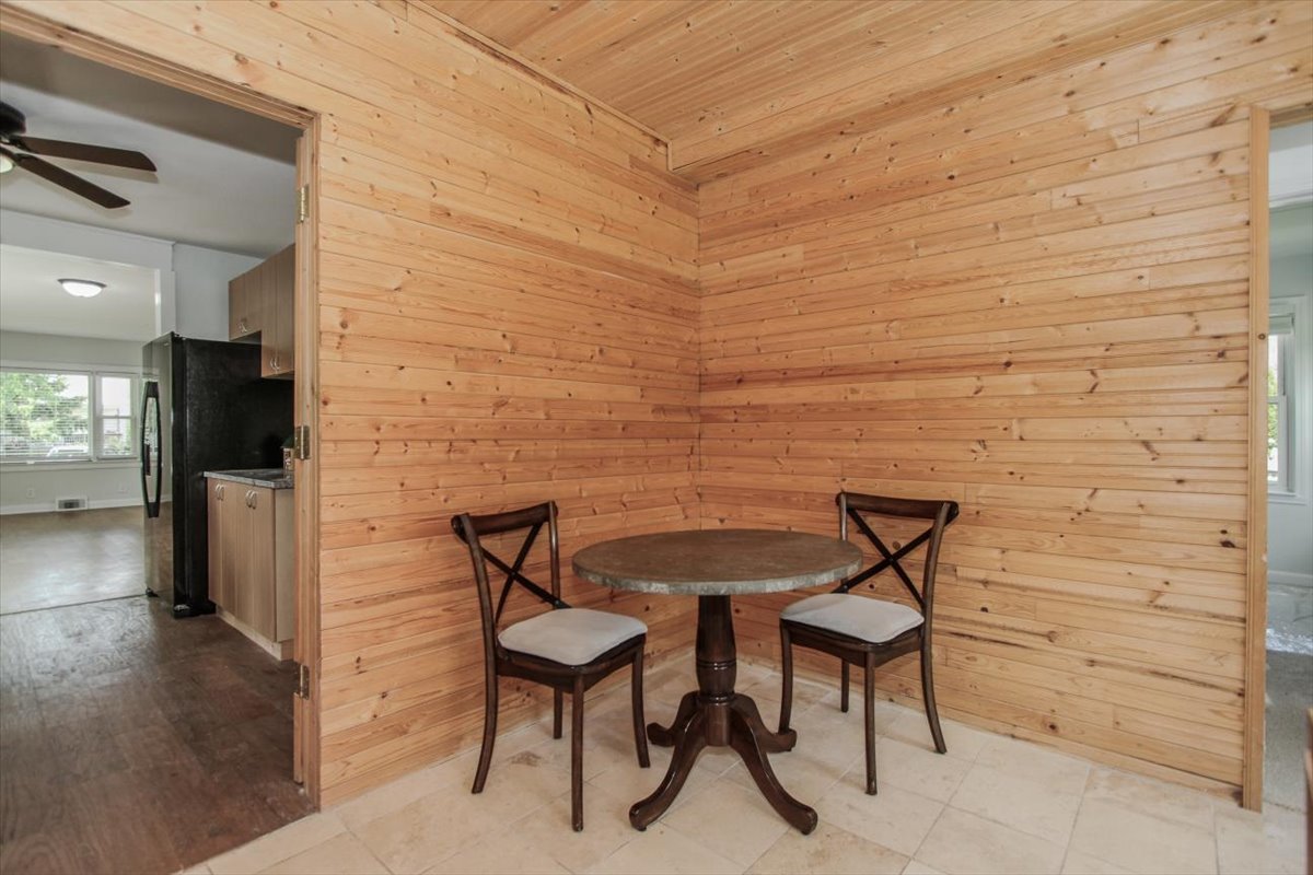 4507 Dorset Avenue Property Photo 10