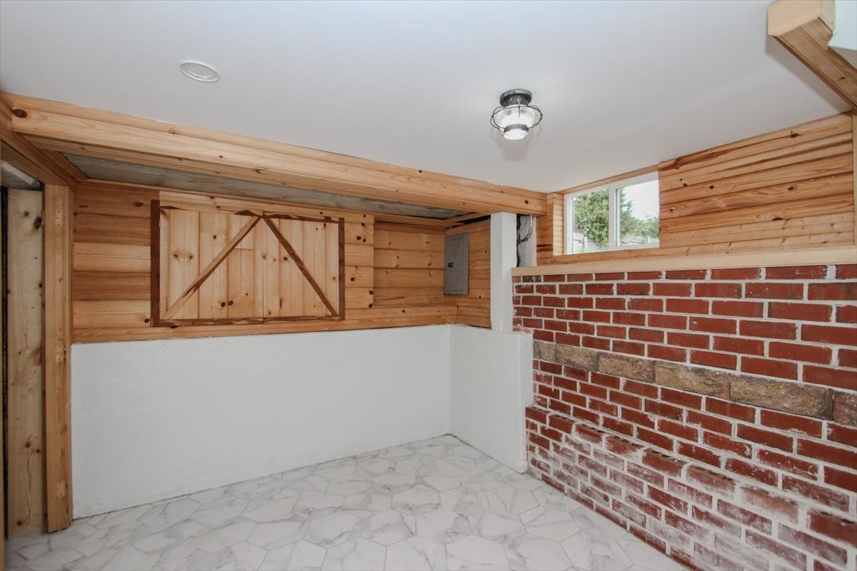 4507 Dorset Avenue Property Photo 23