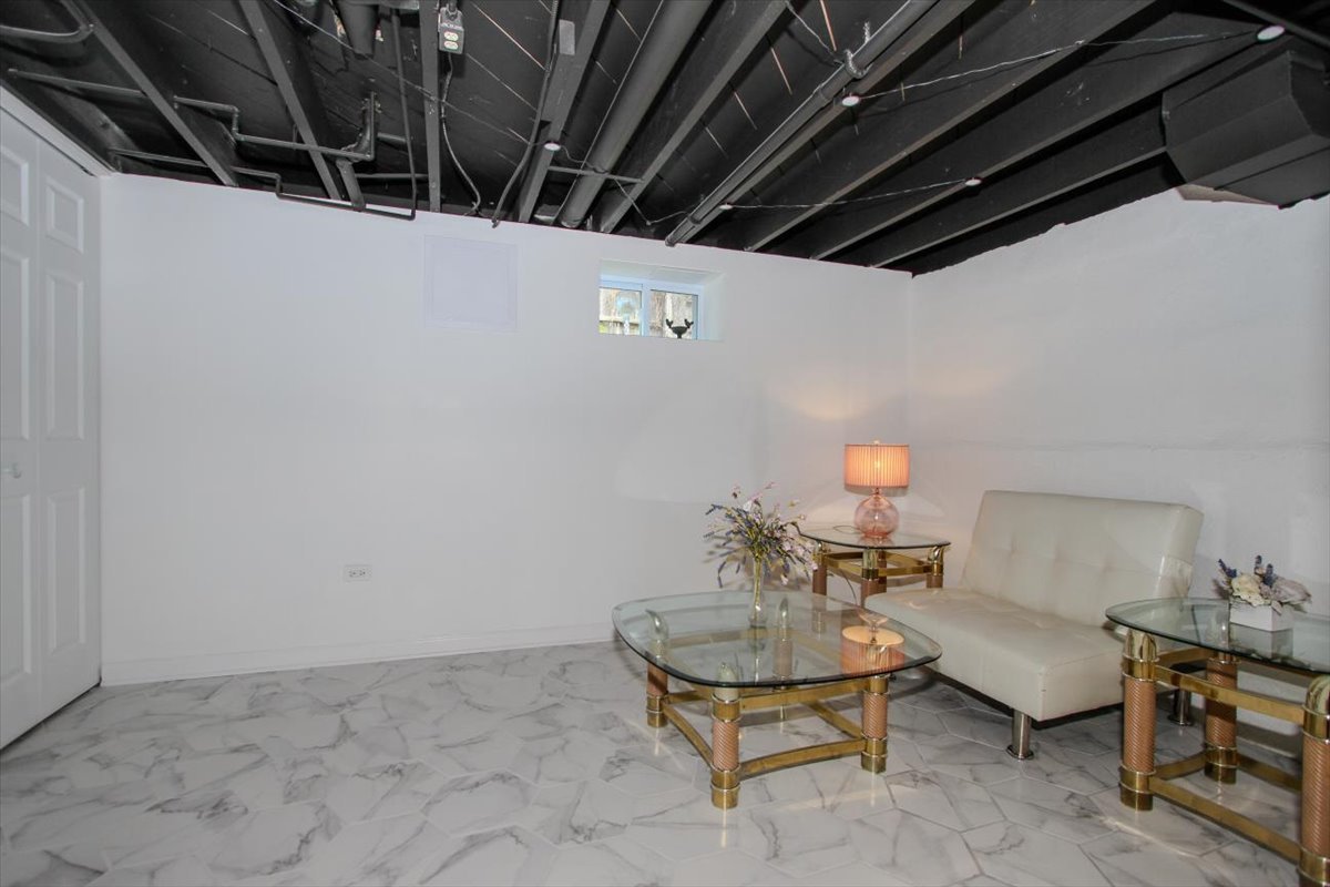 4507 Dorset Avenue Property Photo 25