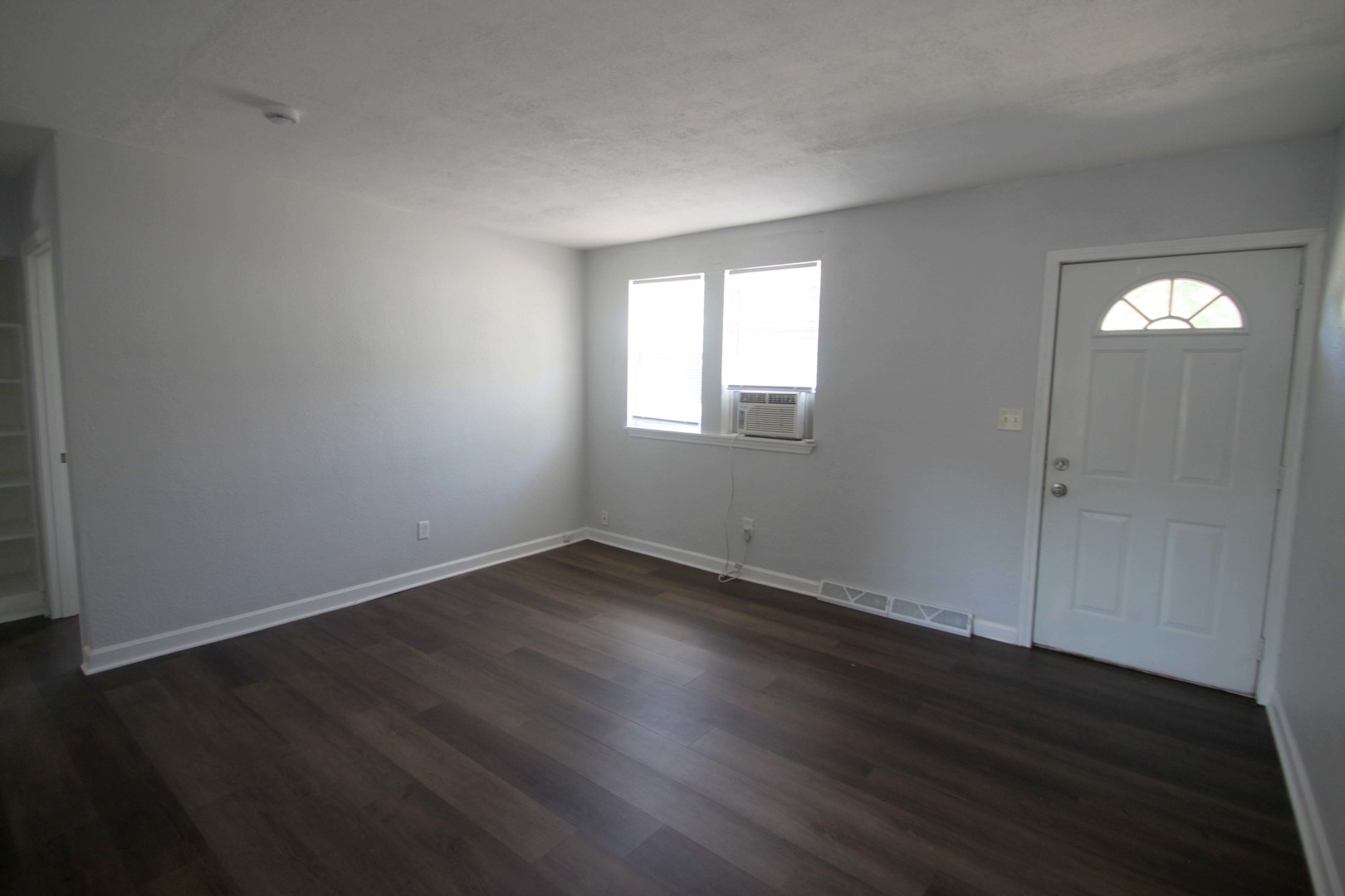 1215 42nd Avenue Property Photo 5