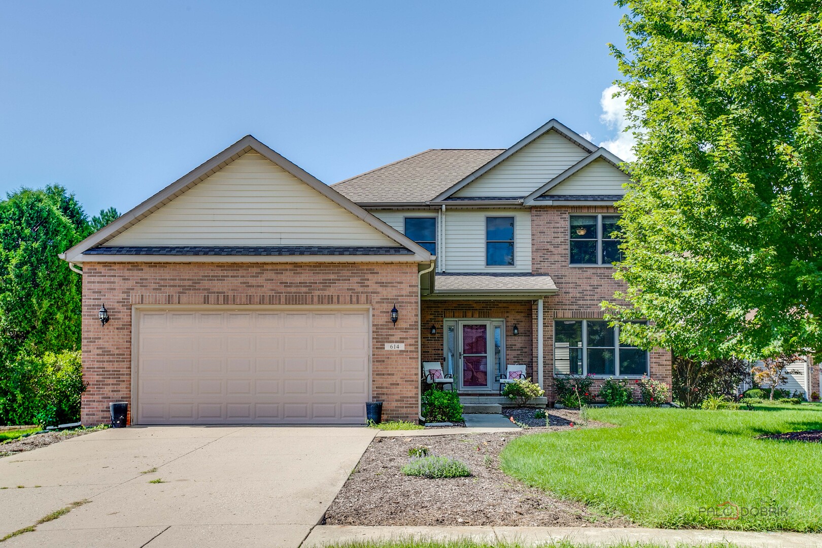 614 Aspen Court Property Photo 1