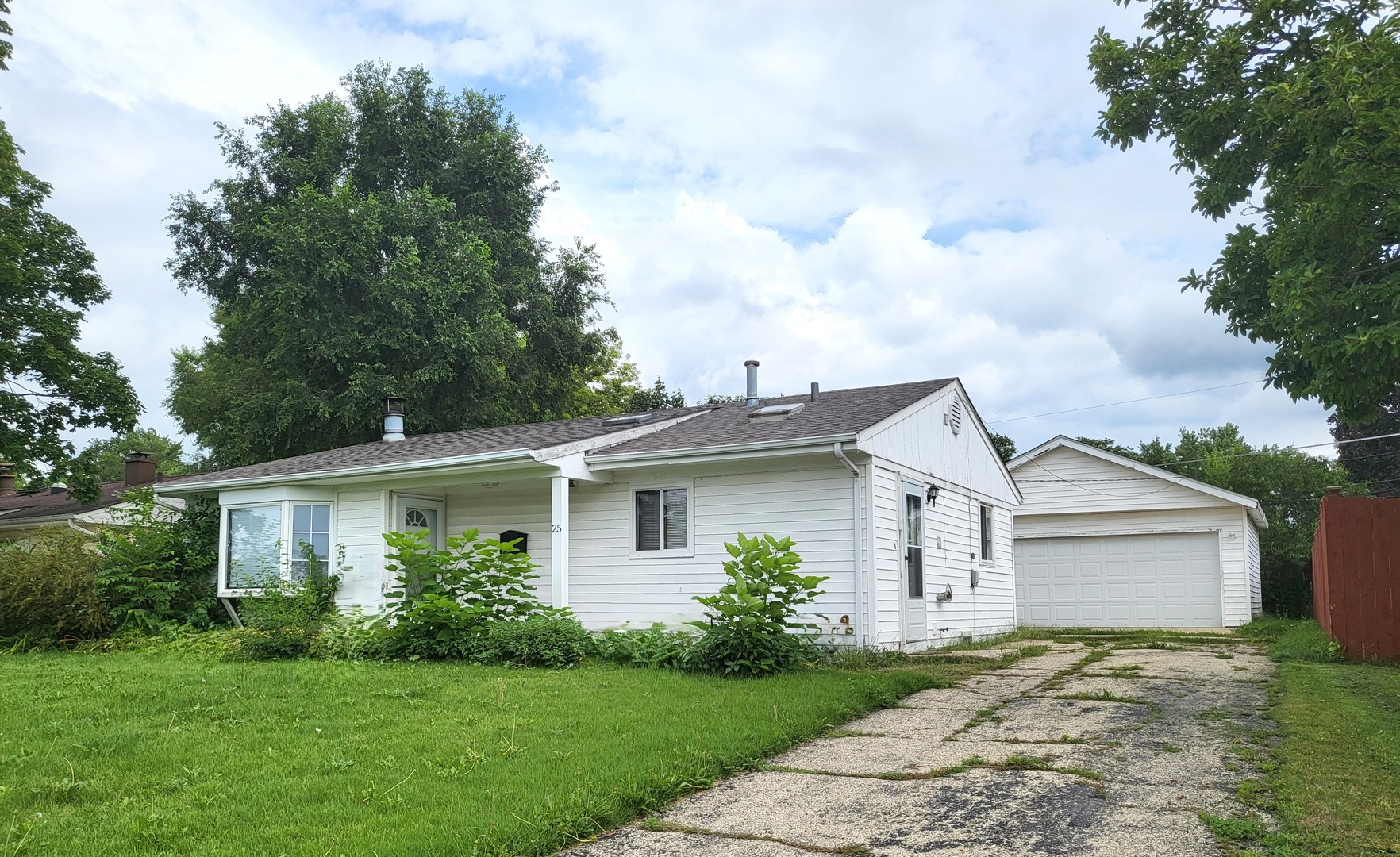 25 Thrush Road Property Photo 1