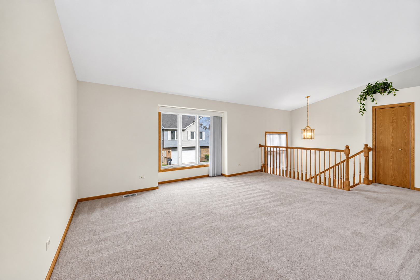 11147 Saratoga Drive Property Photo 8