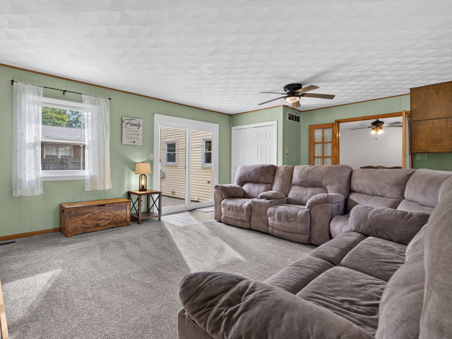 520 Johnson Avenue Property Photo 16
