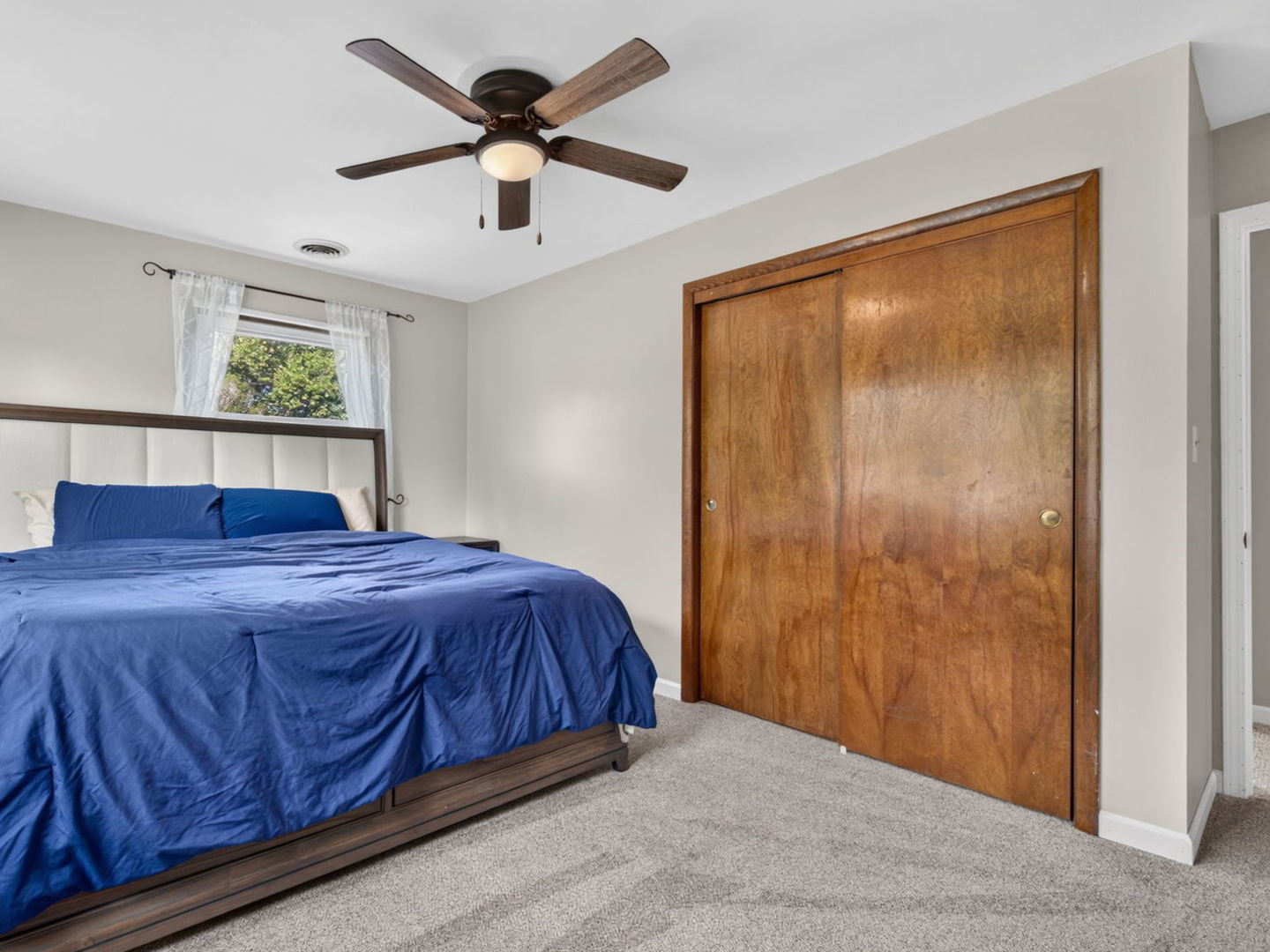 520 Johnson Avenue Property Photo 24