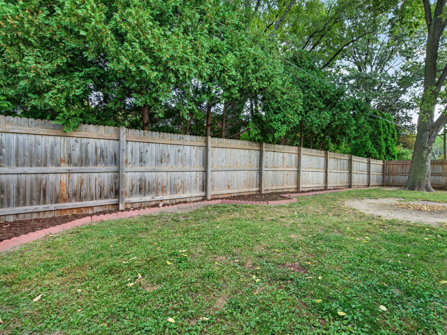 520 Johnson Avenue Property Photo 38