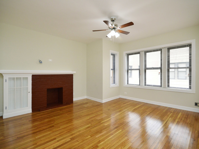4206 N Pulaski Road 2w Property Photo 12