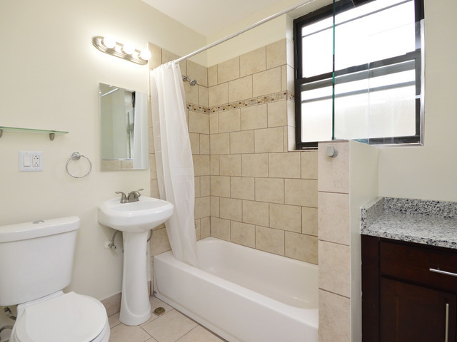 4206 N Pulaski Road 2w Property Photo 16
