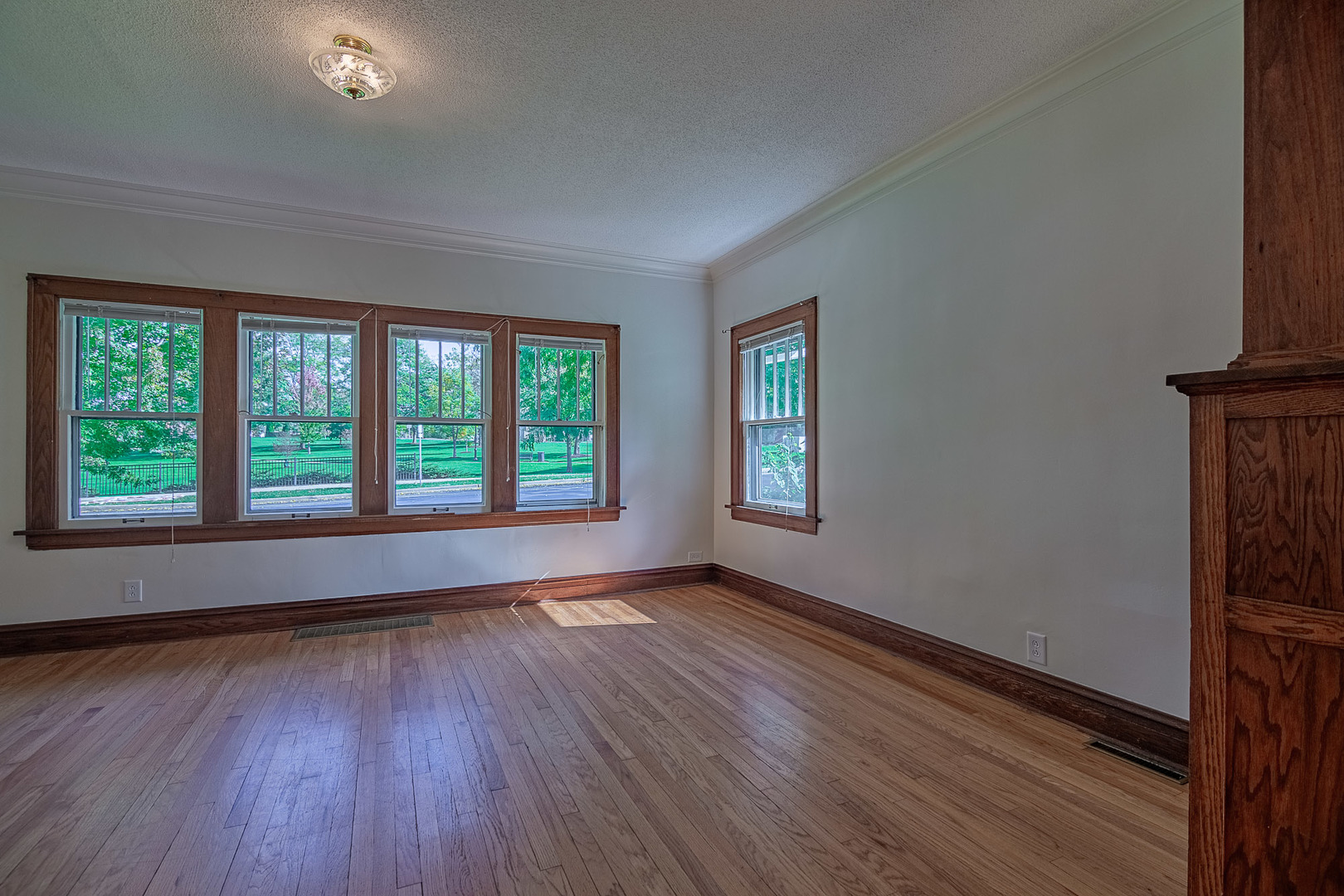 224 S Walnut Street Property Photo 6