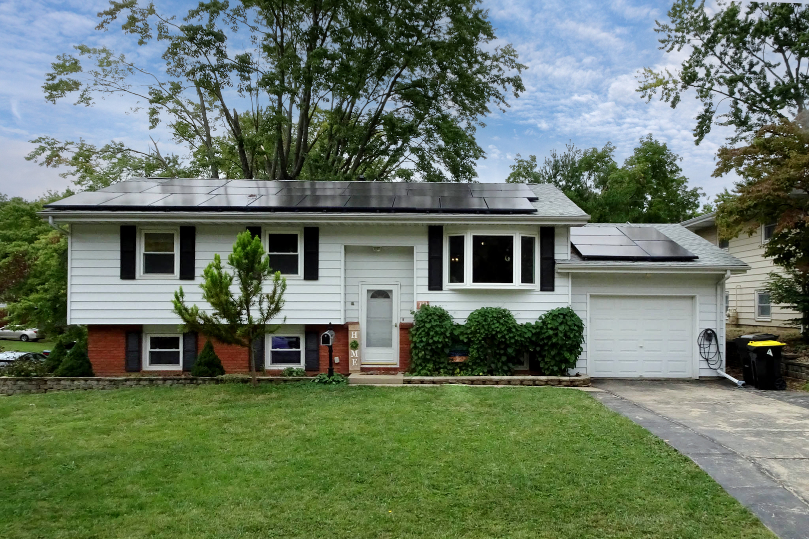 719 Kathleen Drive Property Photo 1