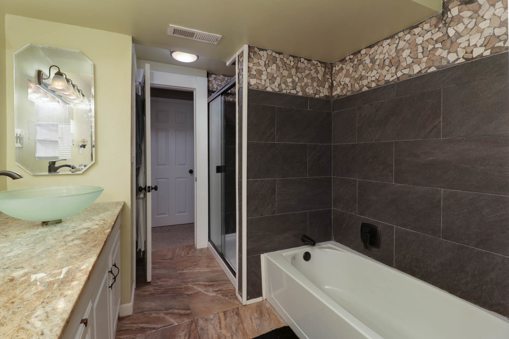 719 Kathleen Drive Property Photo 27