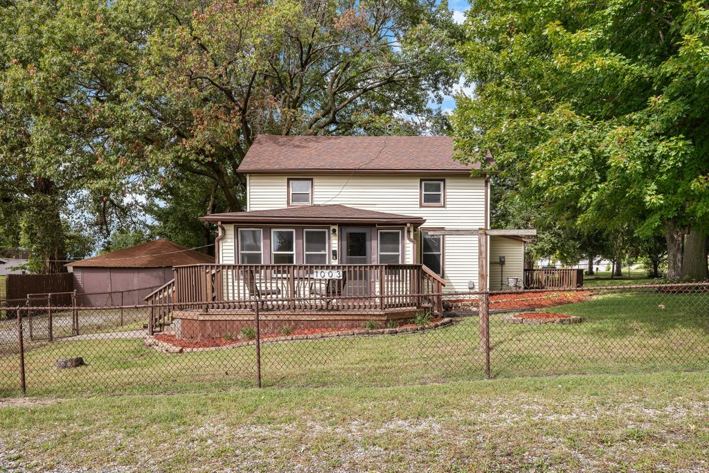 1003 2nd Avenue Property Photo 6