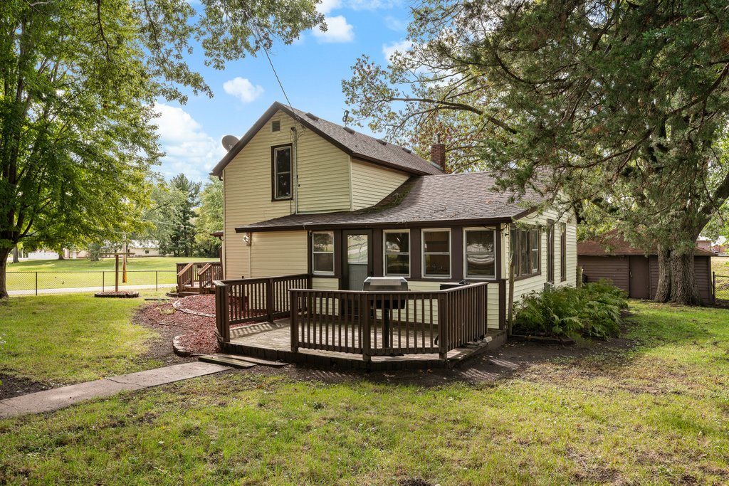 1003 2nd Avenue Property Photo 13