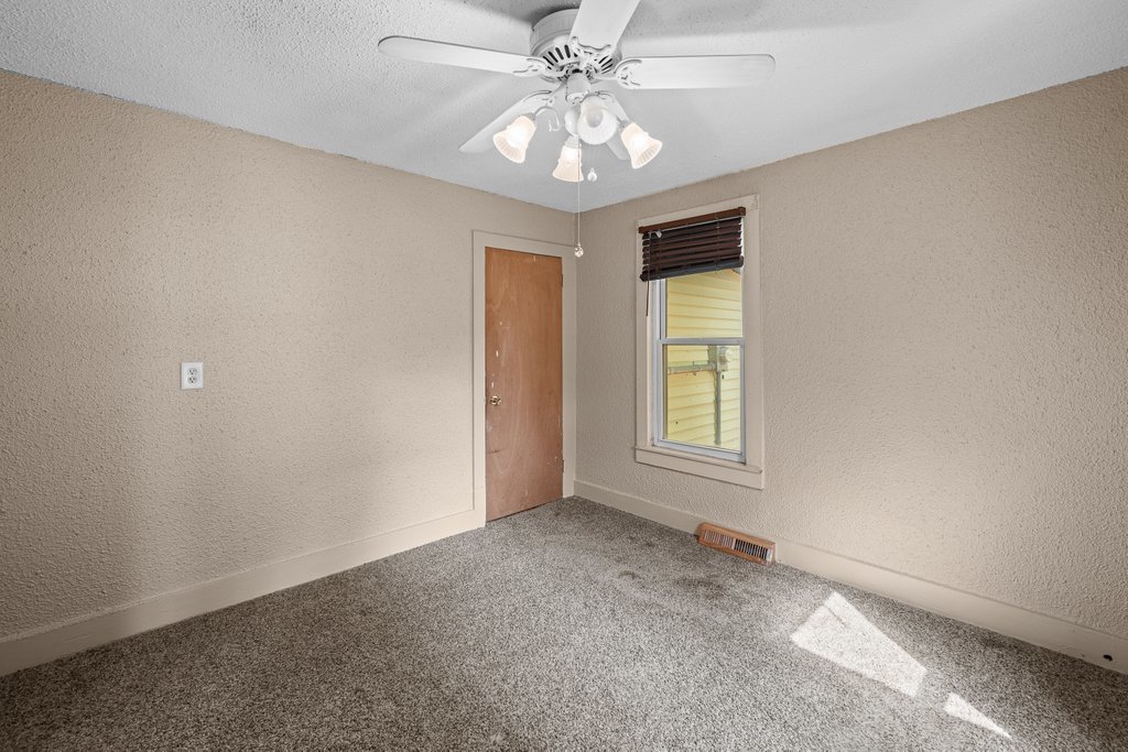 1003 2nd Avenue Property Photo 26