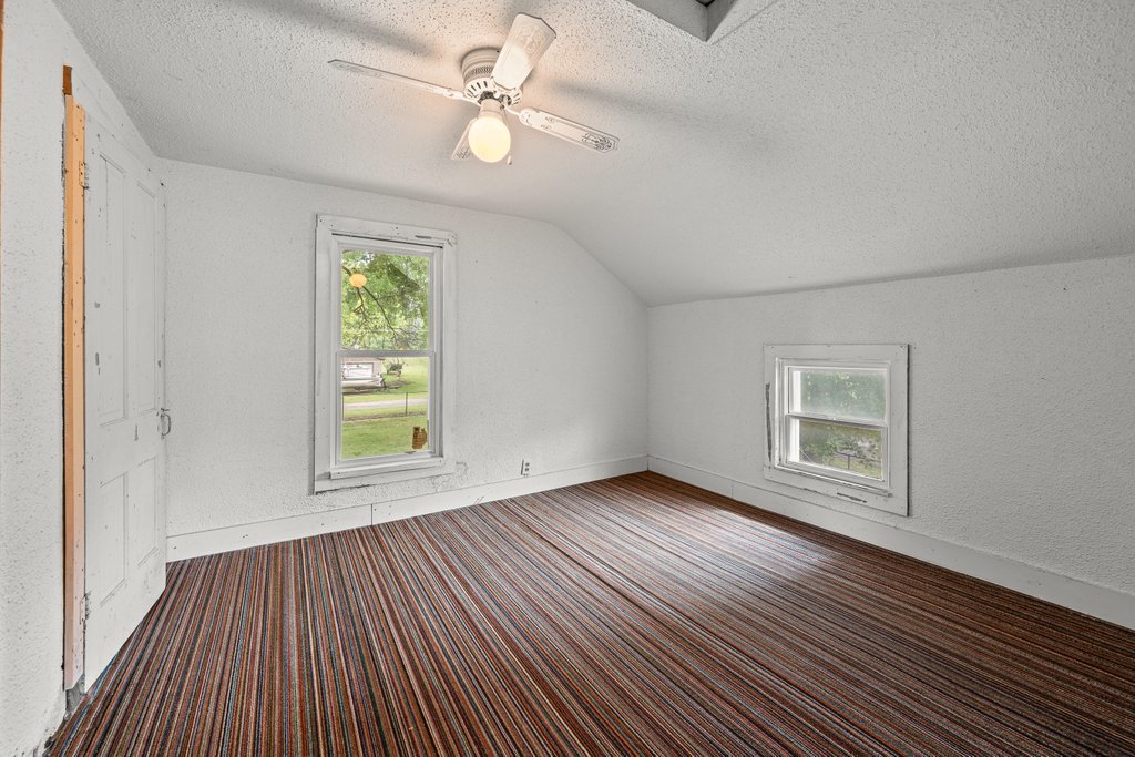 1003 2nd Avenue Property Photo 32