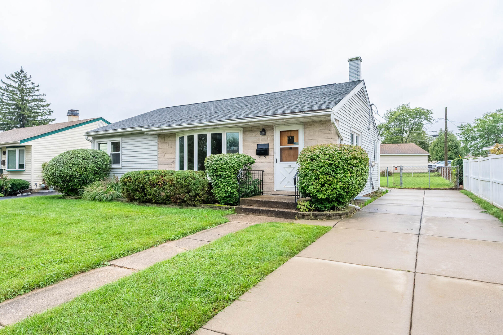 104 N Warrington Road Property Photo 1