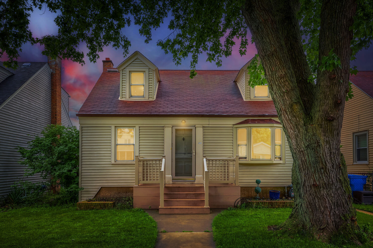 10743 S Kedzie Avenue Property Photo 1